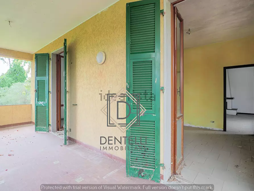 Immagine 23 di Porzione di casa in vendita  a Ameglia