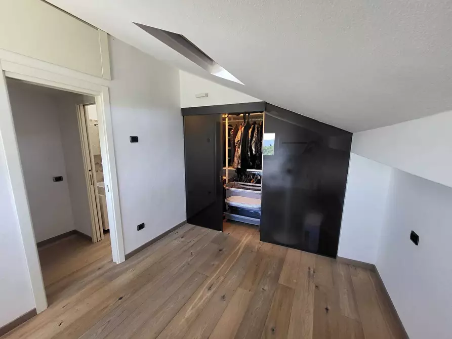 Immagine 40 di Quadrilocale in vendita  a Santo Stefano Di Magra