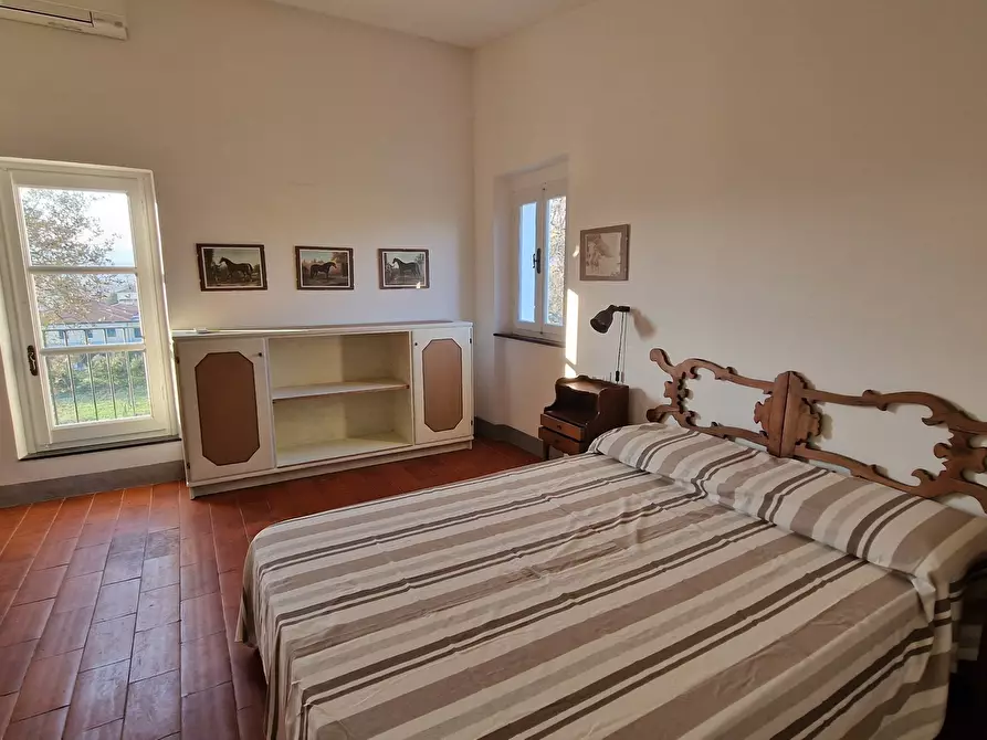 Immagine 9 di Bilocale in affitto  a Sarzana