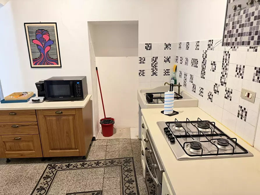 Immagine 7 di Trilocale in vendita  in Piazza Luni a Sarzana