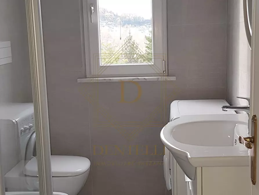 Immagine 10 di Trilocale in affitto  a Aulla