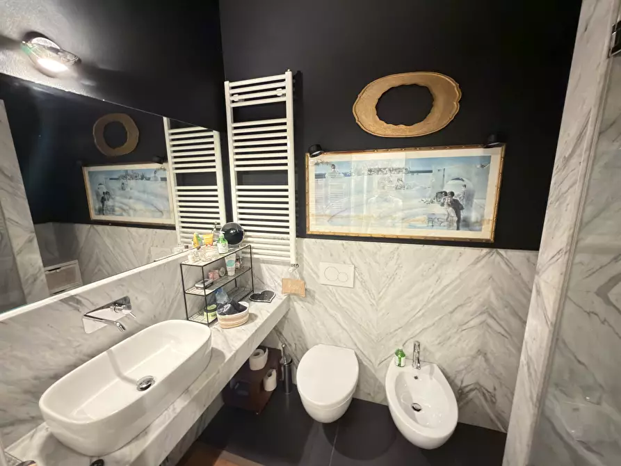 Immagine 23 di Appartamento in affitto  in Piazza Vittorio Veneto a Sarzana