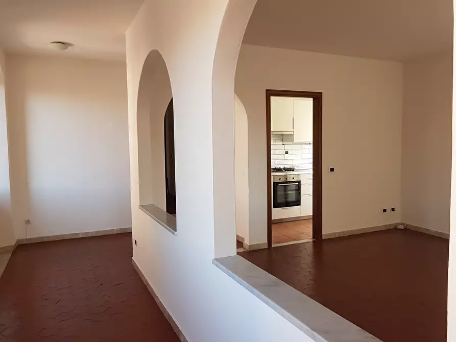 Immagine 10 di Quadrilocale in affitto  a Sarzana