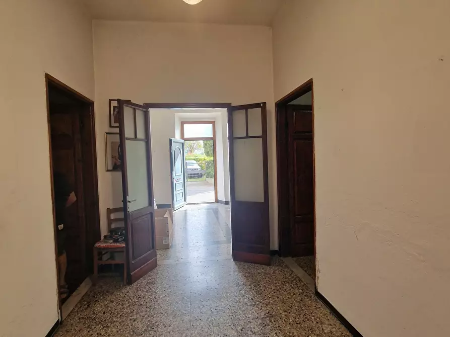 Immagine 10 di Casa indipendente in vendita  a Ameglia