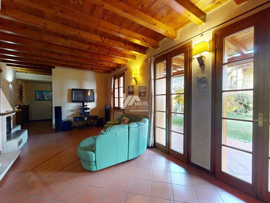 Immagine 6 di Villa in vendita  in Via dei Ronchi 14 a Capriano Del Colle