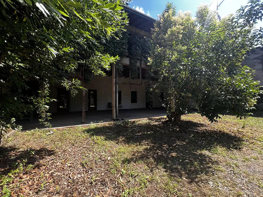 Immagine 6 di Rustico / casale in vendita  a Calcinato