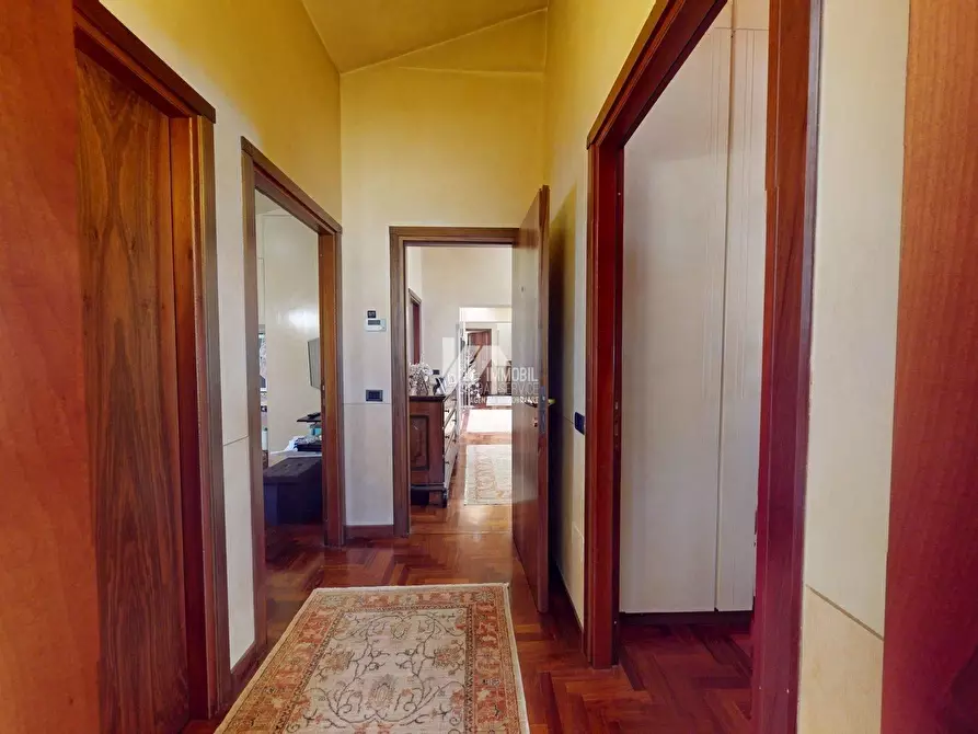 Immagine 10 di Pentalocale in vendita  in Via Ronchi San Francesco da Paola 25 a Brescia