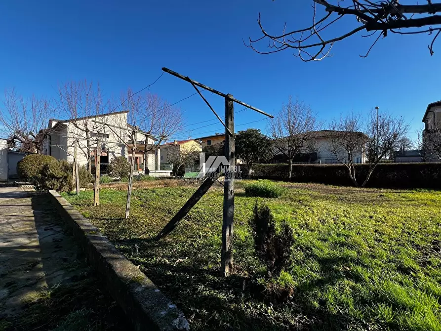 Immagine 27 di Villa in vendita  in Via Stazione a Calcinato