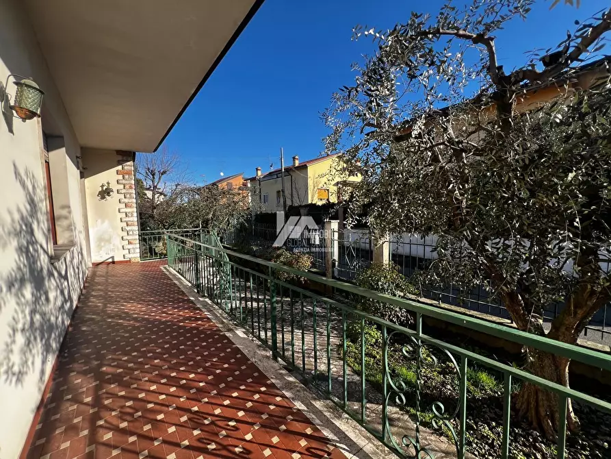 Immagine 31 di Villa in vendita  in Via Stazione a Calcinato