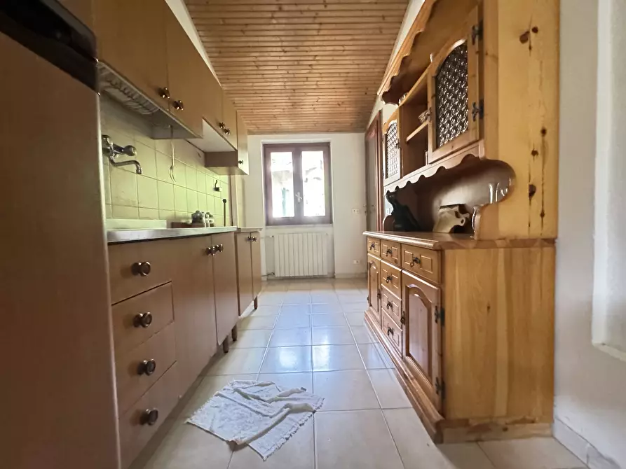 Immagine 18 di Porzione di casa in vendita  a Pietrasanta