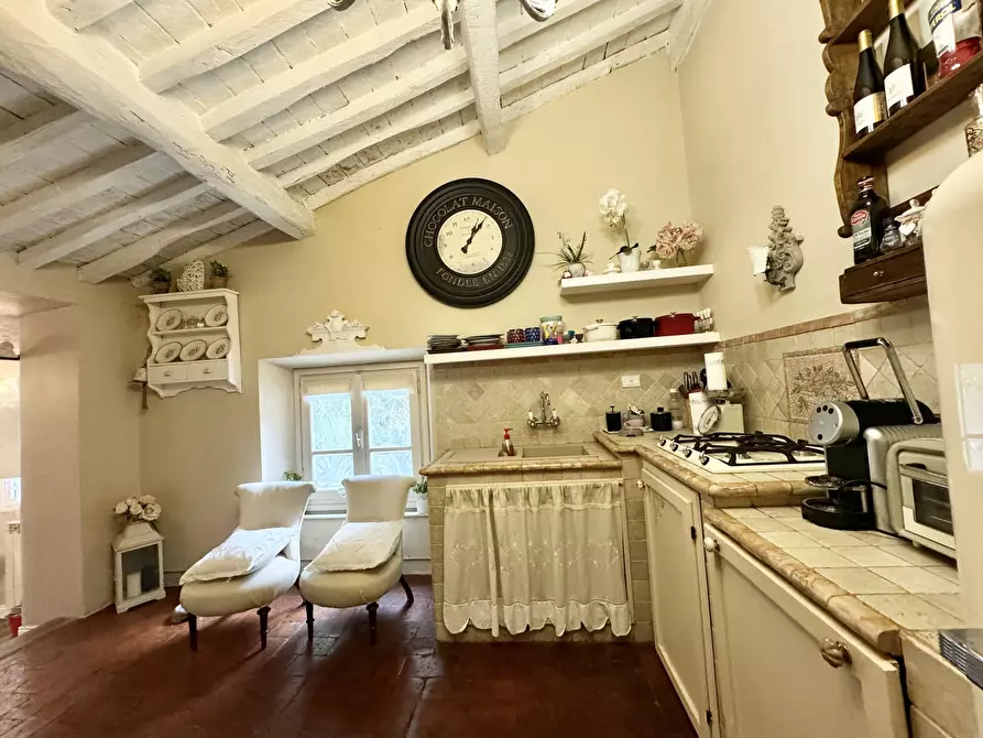 Immagine 8 di Quadrilocale in vendita  a Seravezza