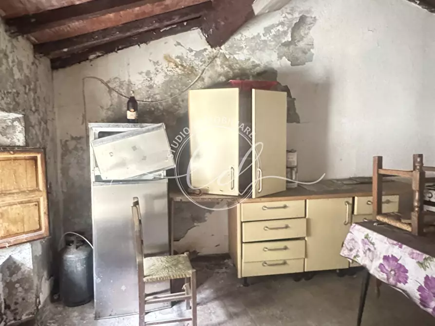 Immagine 50 di Porzione di casa in vendita  a Stazzema