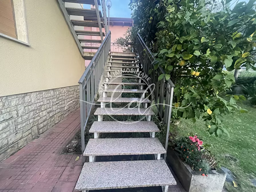 Immagine 34 di Casa indipendente in vendita  a Pietrasanta