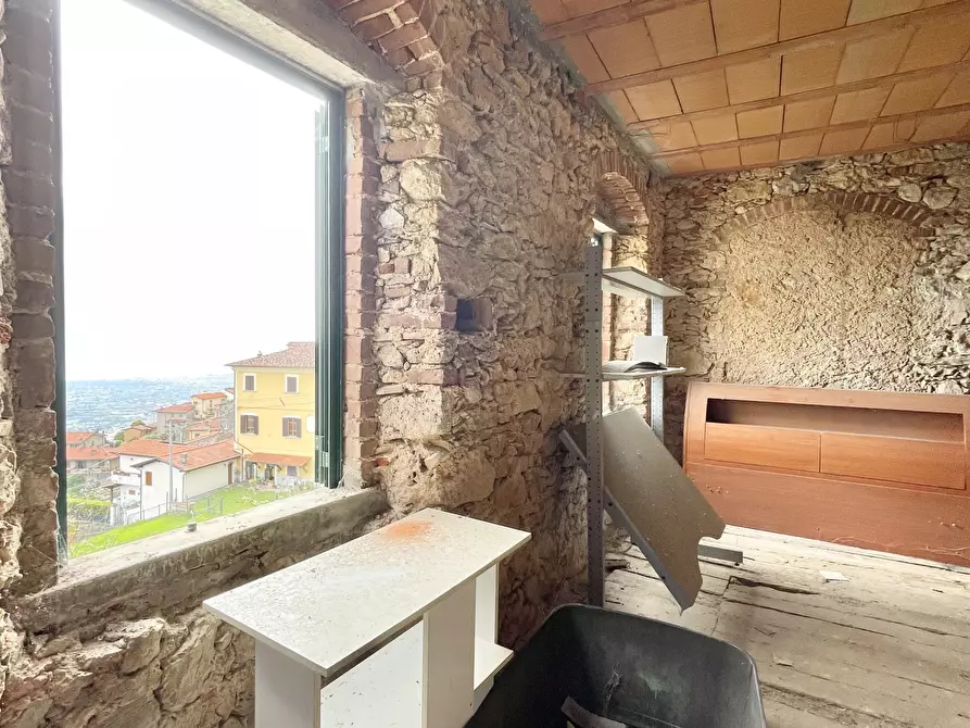 Immagine 23 di Casa indipendente in vendita  a Pietrasanta