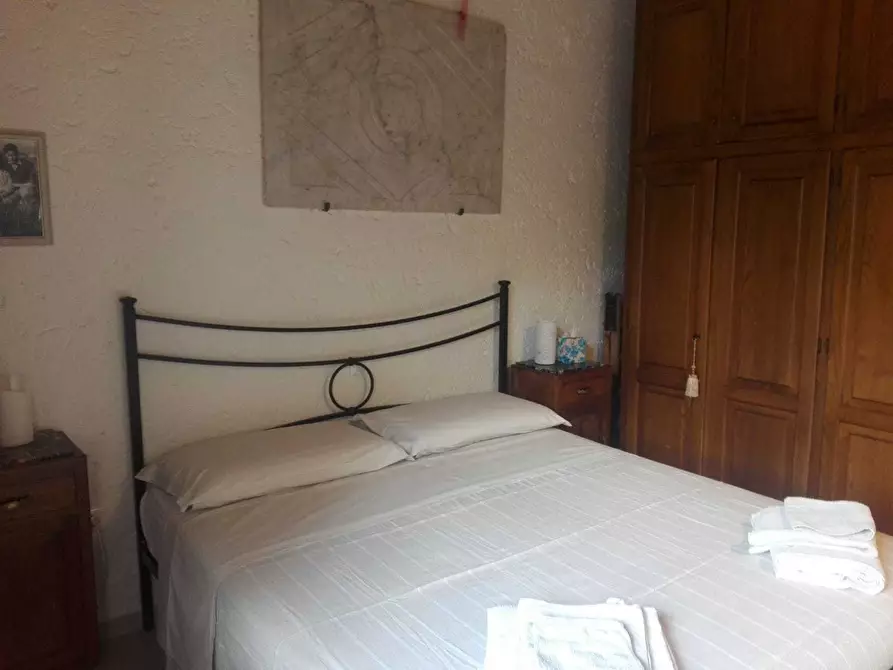 Immagine 21 di Casa indipendente in affitto  a Pietrasanta