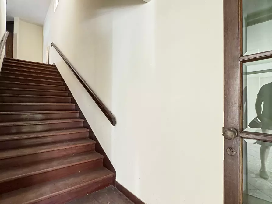 Immagine 81 di Porzione di casa in vendita  a Pietrasanta