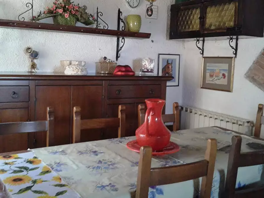 Immagine 11 di Porzione di casa in vendita  a Pietrasanta