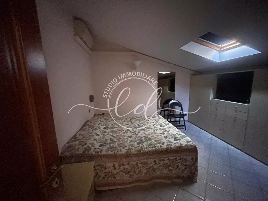 Immagine 28 di Porzione di casa in affitto  a Viareggio