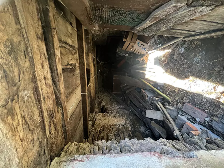 Immagine 65 di Casa bifamiliare in vendita  a Stazzema