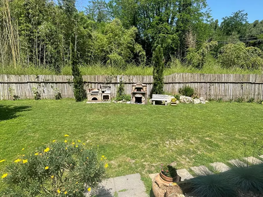 Immagine 4 di Casa indipendente in vendita  a Camaiore