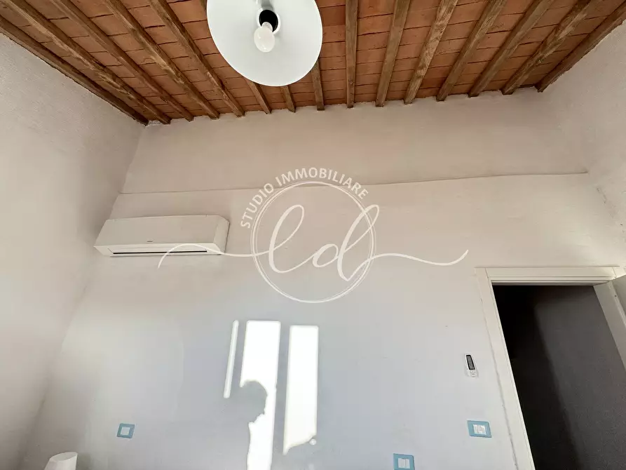 Immagine 27 di Porzione di casa in vendita  a Pietrasanta