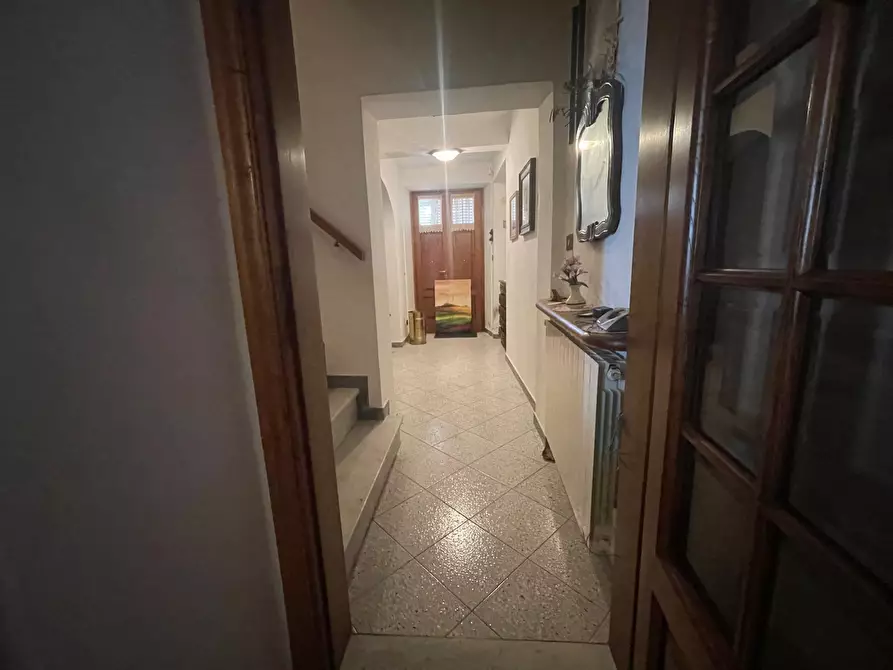 Immagine 29 di Porzione di casa in vendita  a Pietrasanta