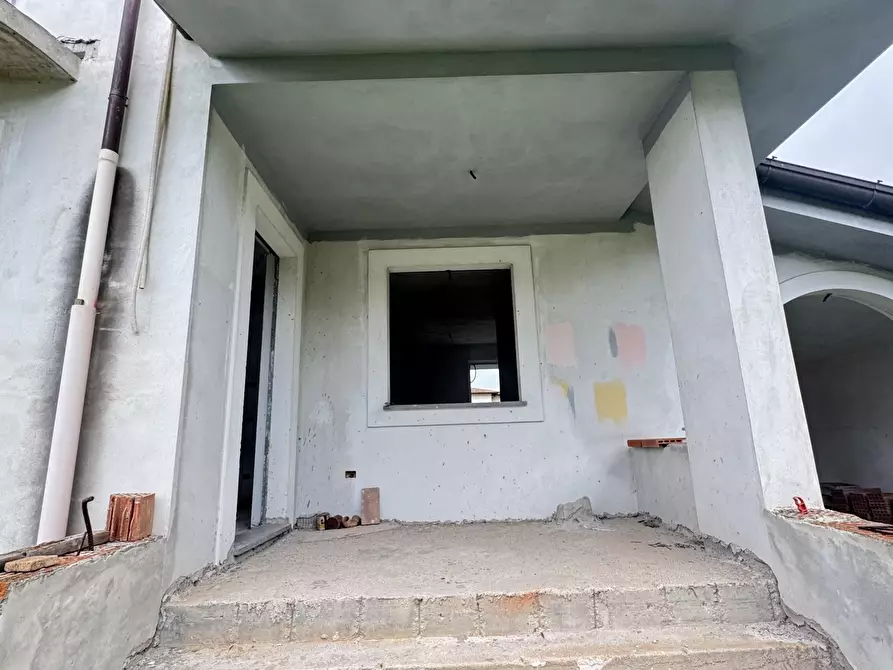 Immagine 6 di Porzione di casa in vendita  a Camaiore