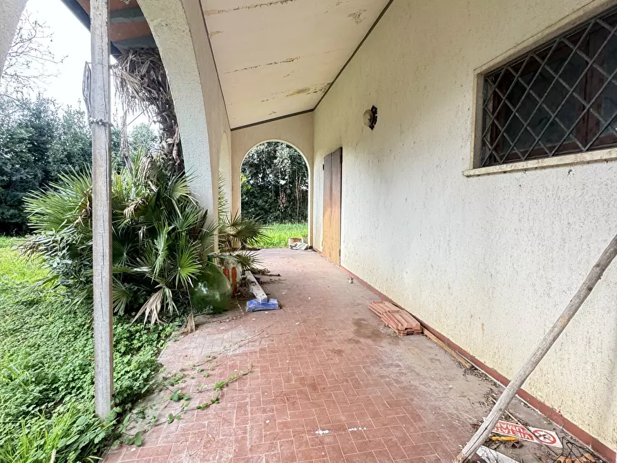 Immagine 20 di Rustico / casale in vendita  a Pietrasanta