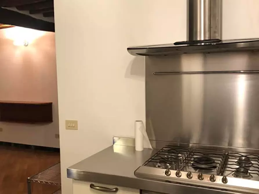 Immagine 3 di Appartamento in vendita  a Seravezza