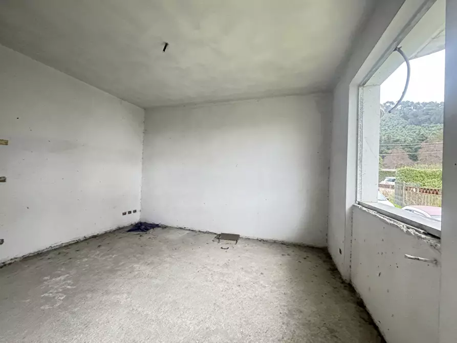 Immagine 16 di Porzione di casa in vendita  a Camaiore