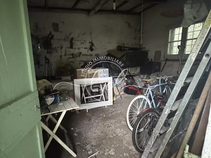 Immagine 91 di Terratetto in vendita  a Seravezza