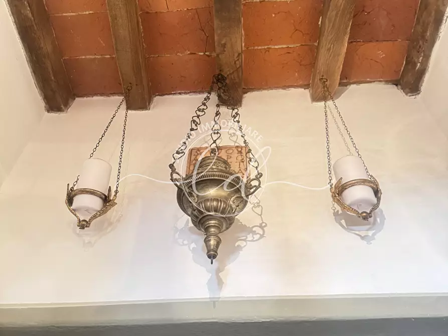 Immagine 43 di Trilocale in affitto  a Pietrasanta