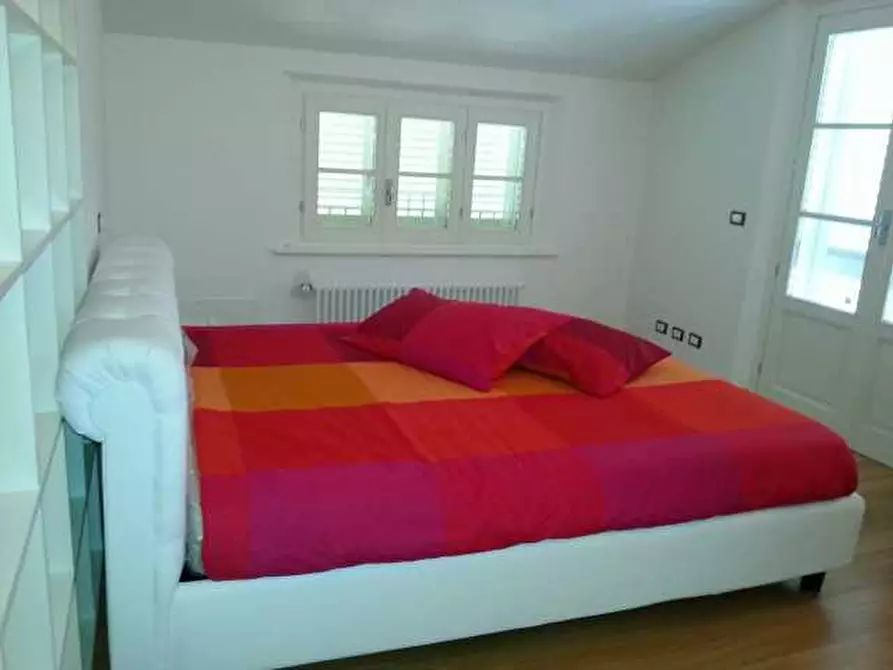 Immagine 15 di Villa in vendita  a Pietrasanta