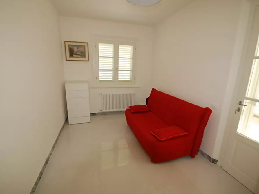 Immagine 86 di Villa in vendita  a Pietrasanta