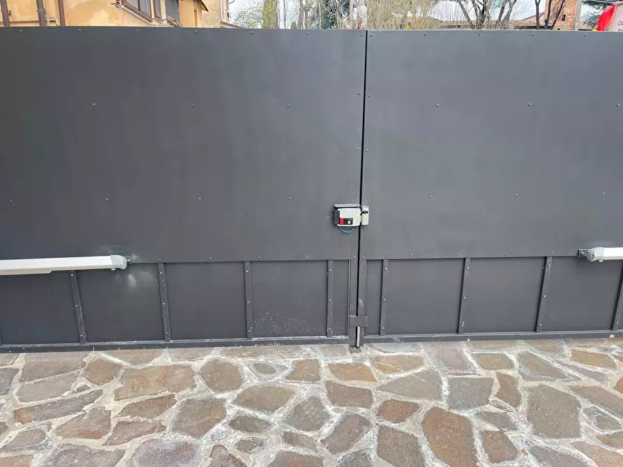 Immagine 93 di Rustico / casale in vendita  a Pietrasanta