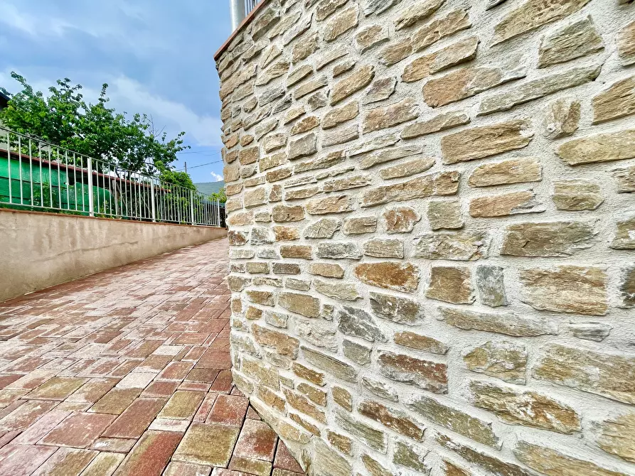 Immagine 43 di Casa indipendente in vendita  a Pietrasanta