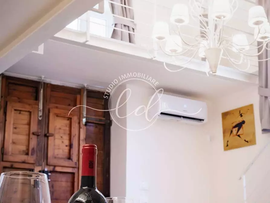 Immagine 5 di Appartamento in vendita  a Pietrasanta