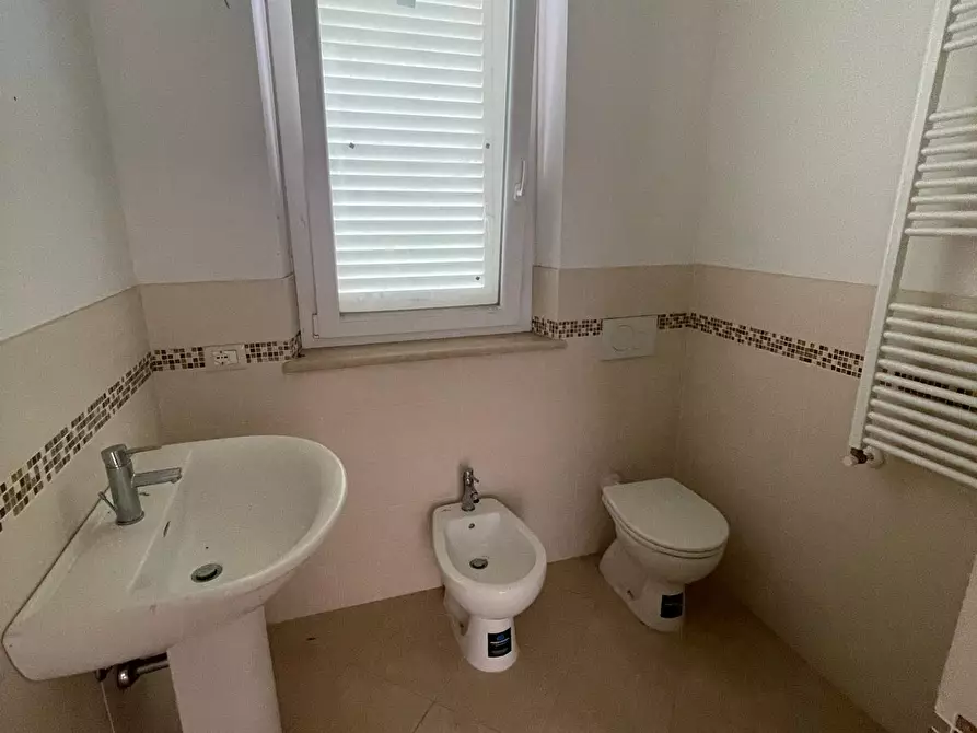 Immagine 22 di Villa in vendita  a Camaiore