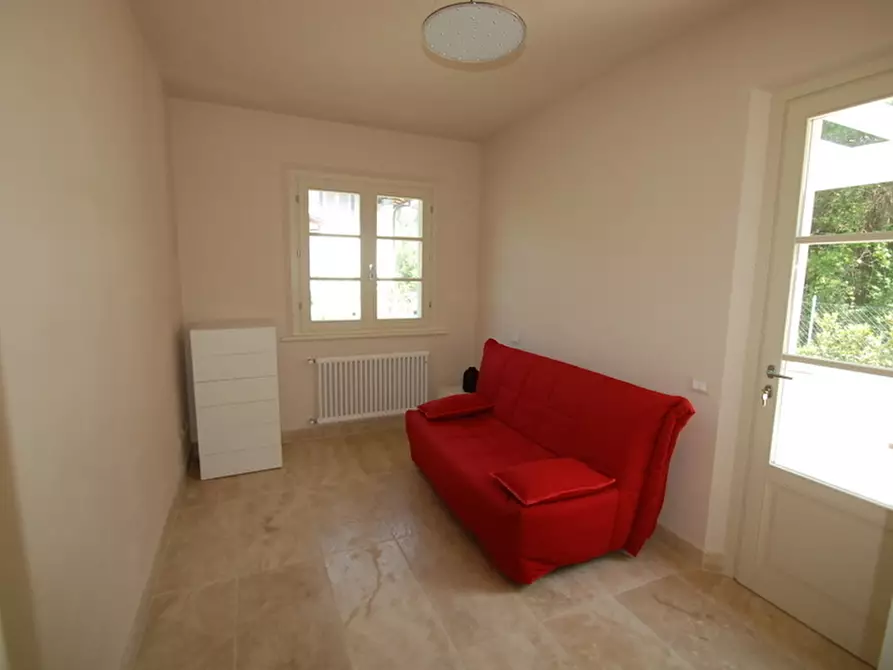 Immagine 75 di Villa in vendita  a Pietrasanta