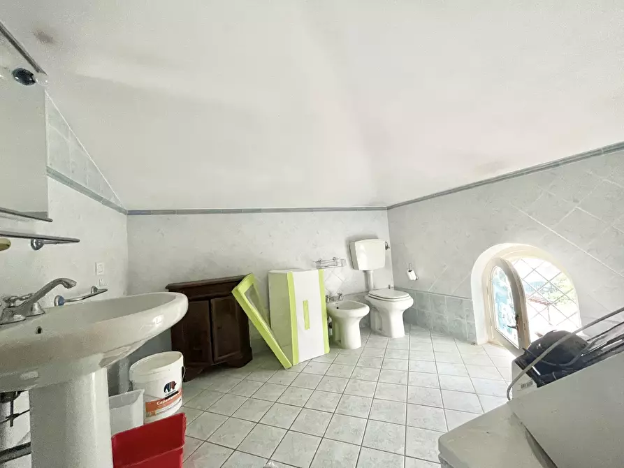 Immagine 30 di Porzione di casa in vendita  a Seravezza