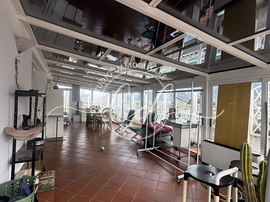 Immagine 19 di Attico in vendita  a Seravezza