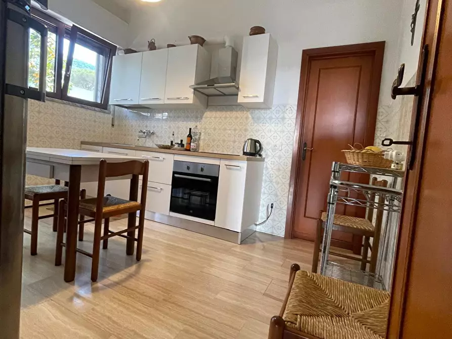 Immagine 17 di Quadrilocale in affitto  a Pietrasanta