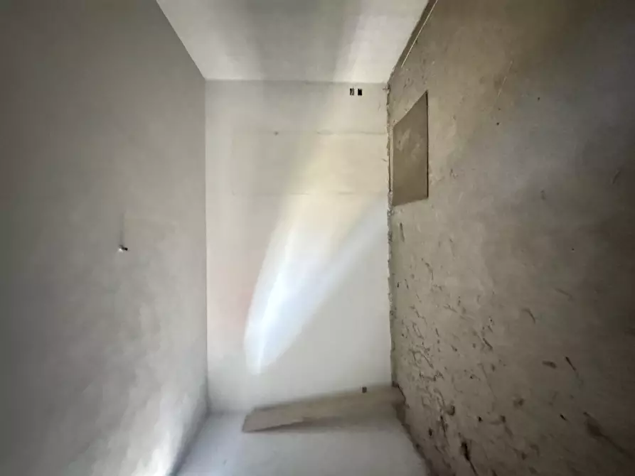 Immagine 30 di Porzione di casa in vendita  a Seravezza