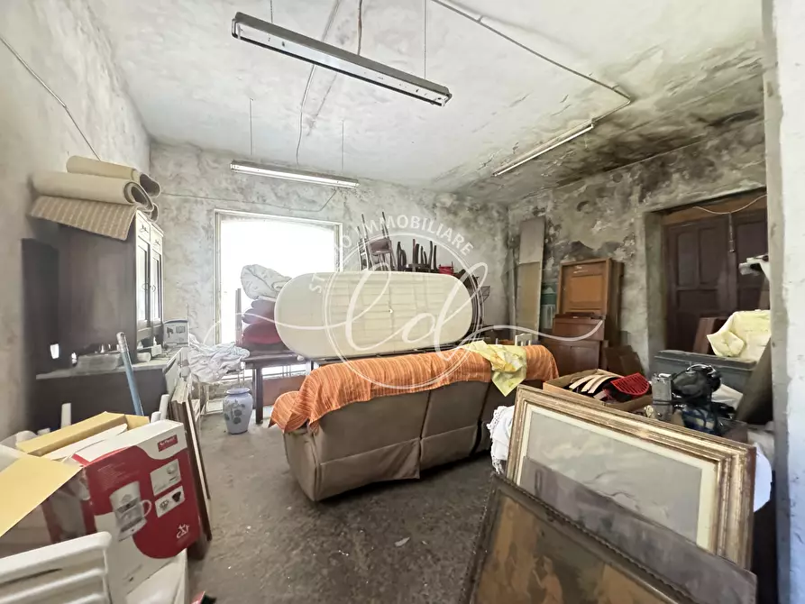 Immagine 46 di Rustico / casale in vendita  a Camaiore