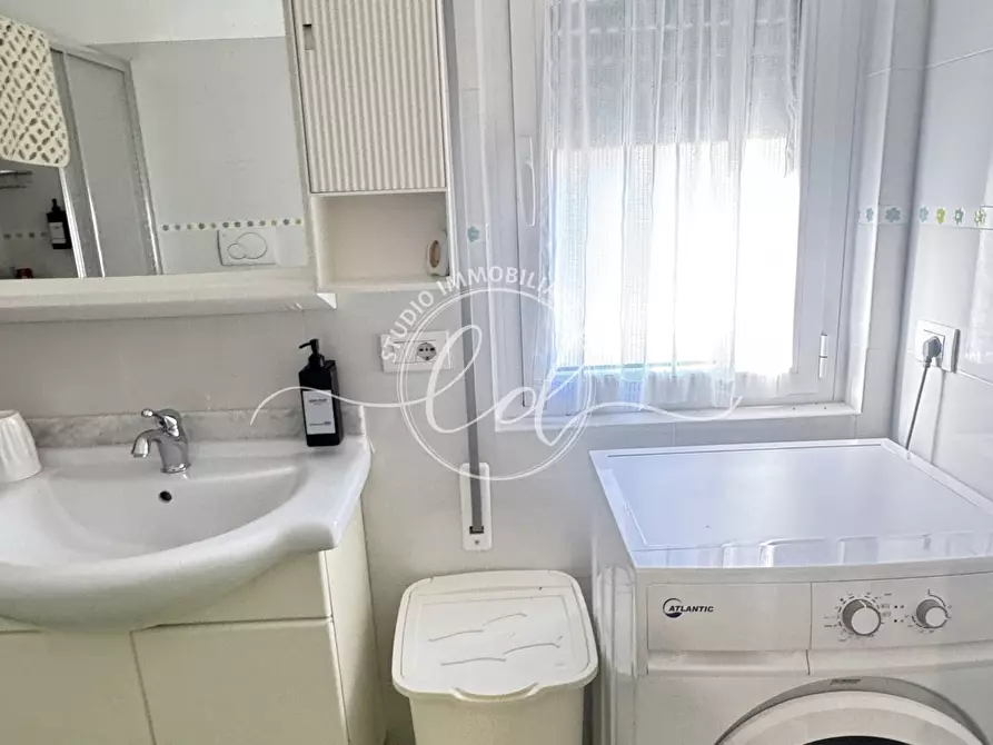 Immagine 25 di Trilocale in vendita  a Pietrasanta