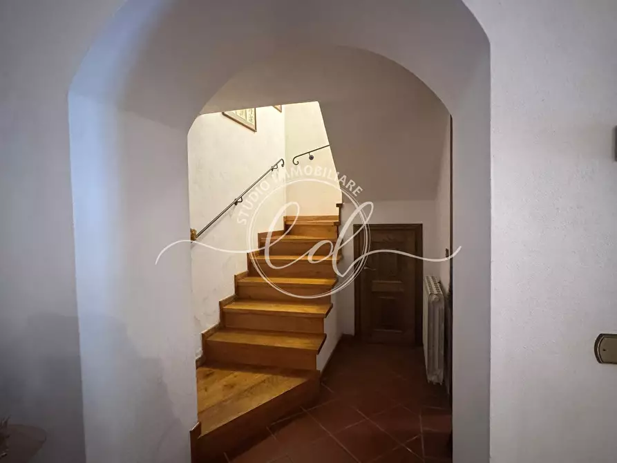 Immagine 12 di Porzione di casa in affitto  a Seravezza