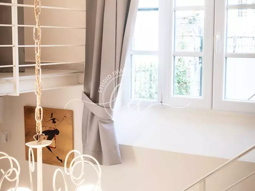 Immagine 14 di Appartamento in vendita  a Pietrasanta