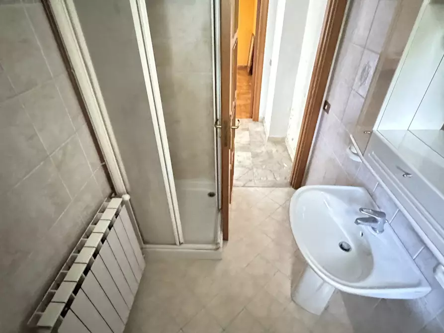 Immagine 31 di Porzione di casa in vendita  a Pietrasanta