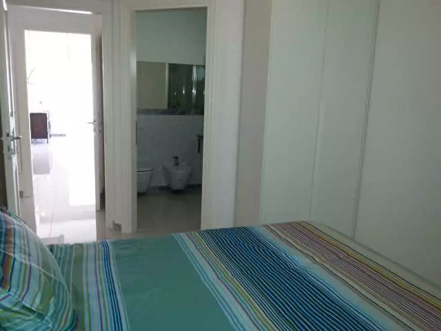 Immagine 22 di Villa in vendita  a Pietrasanta