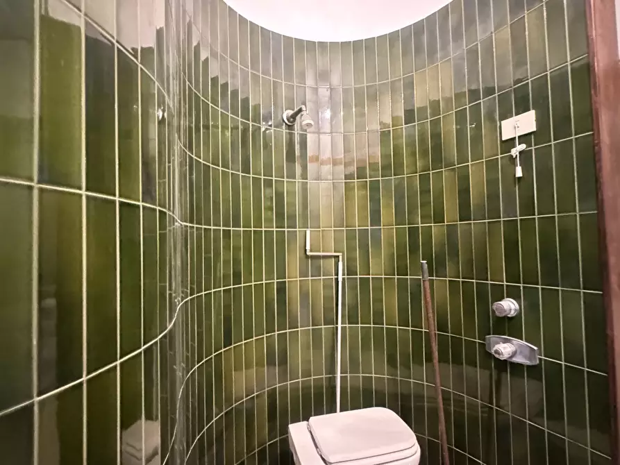 Immagine 54 di Porzione di casa in vendita  a Pietrasanta